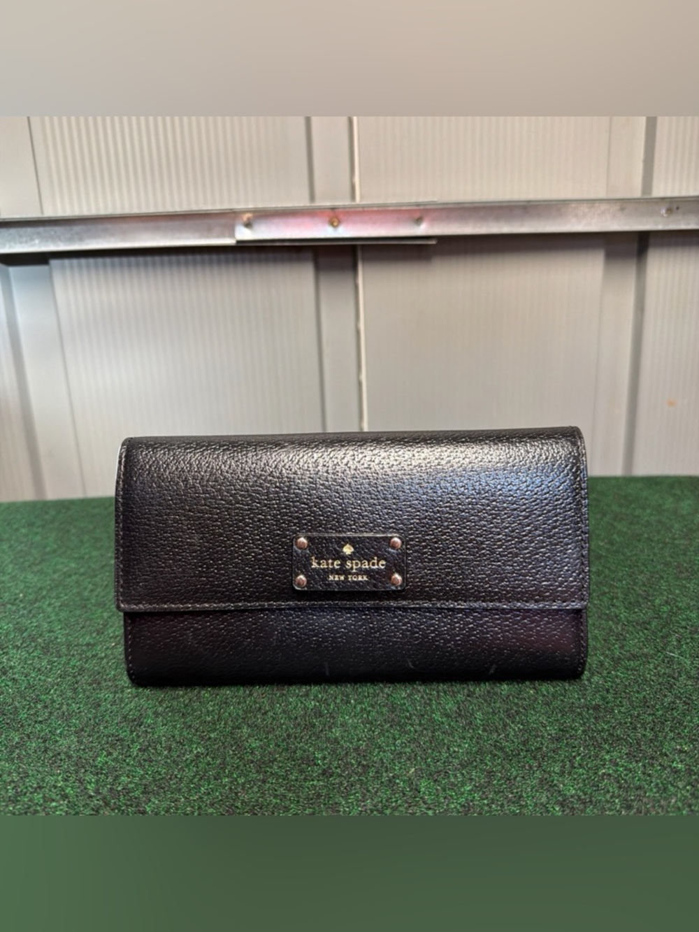 Kate Spade Womens Zip Around Wallet Wellesley Black Pebble Leather